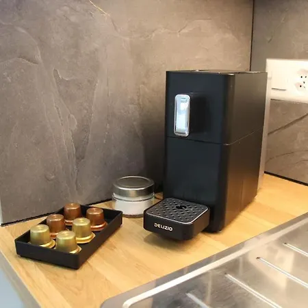 Lovely Renovated Studio With Free Parking